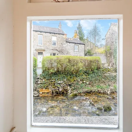 Victoria * Kettlewell